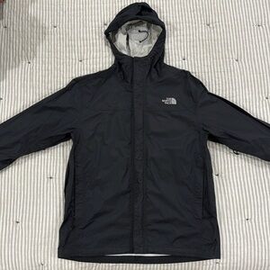 Men’s The North Face HyVent 2.5L windbreaker / rain jacket